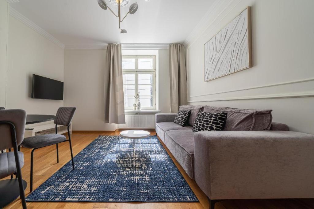 Old Town Square Residence Талин Екстериор снимка