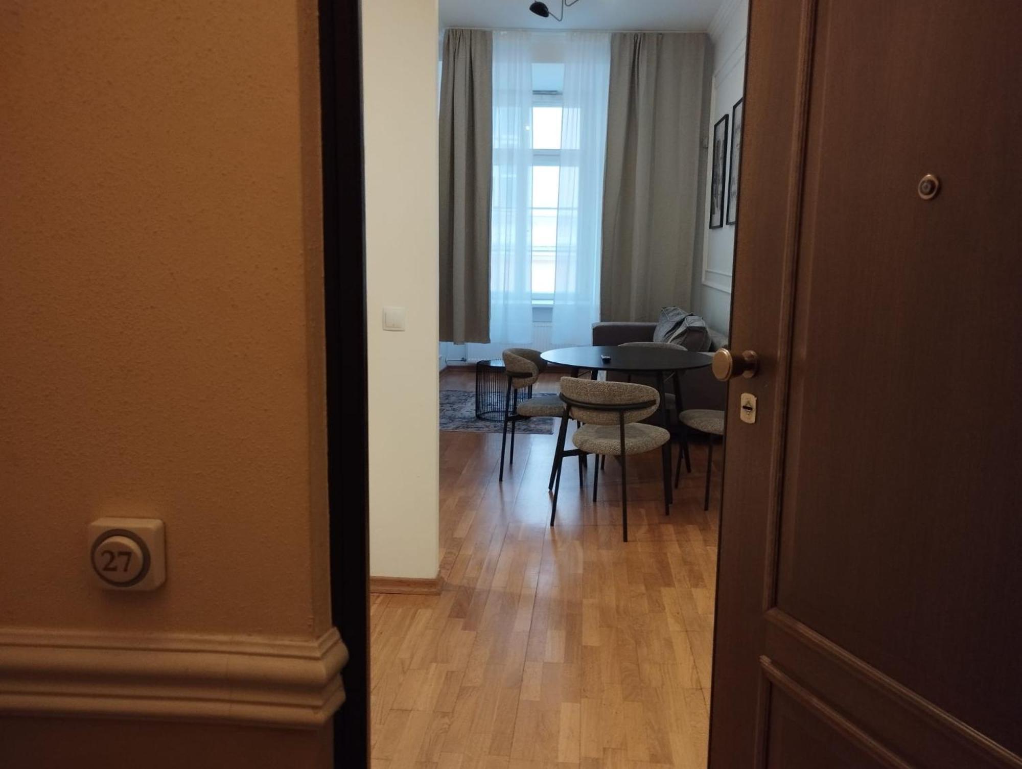 Old Town Square Residence Талин Екстериор снимка