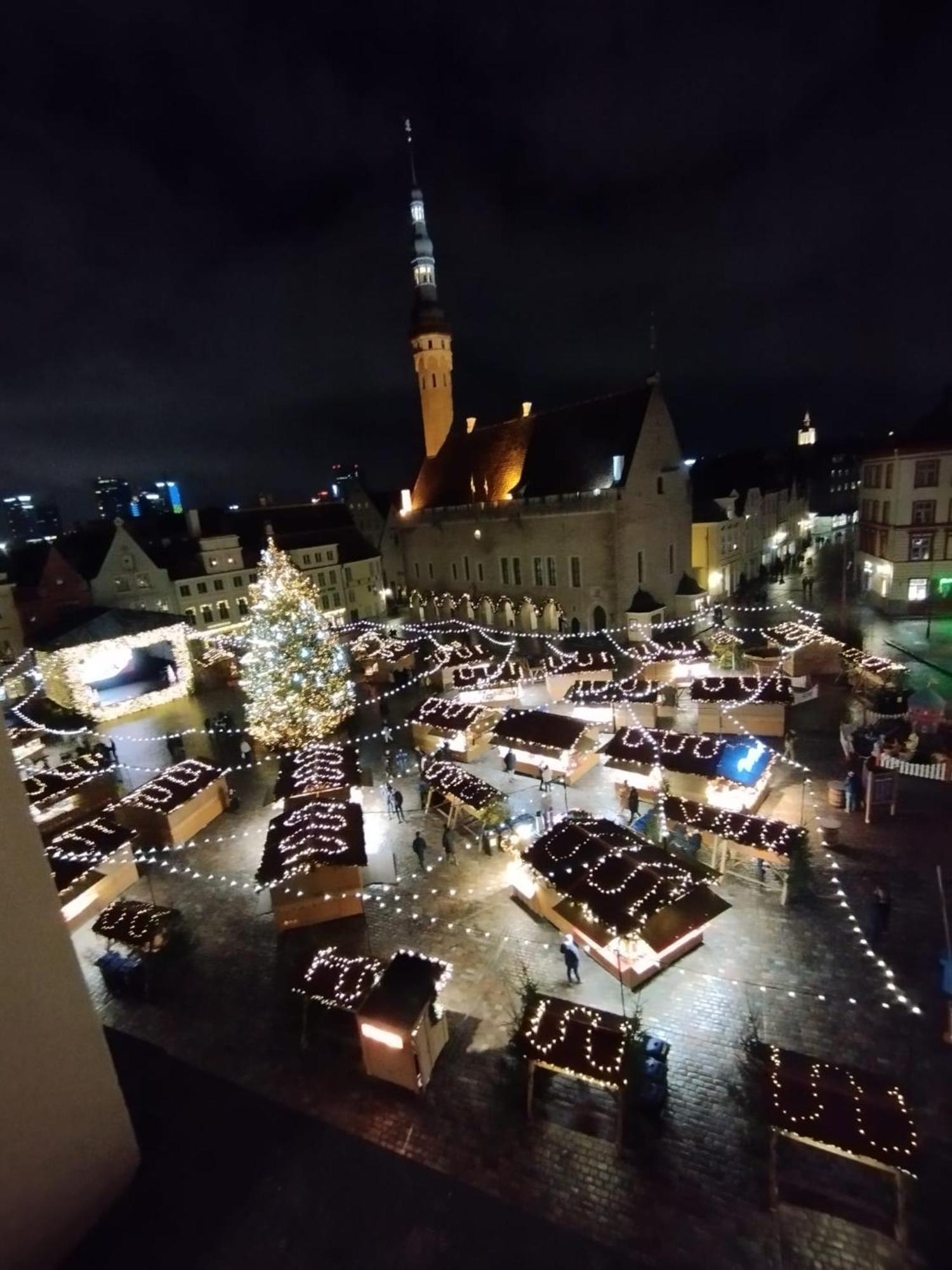 Old Town Square Residence Талин Екстериор снимка