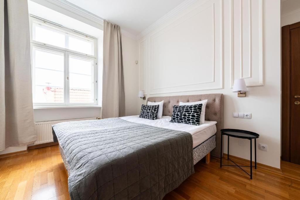 Old Town Square Residence Талин Екстериор снимка