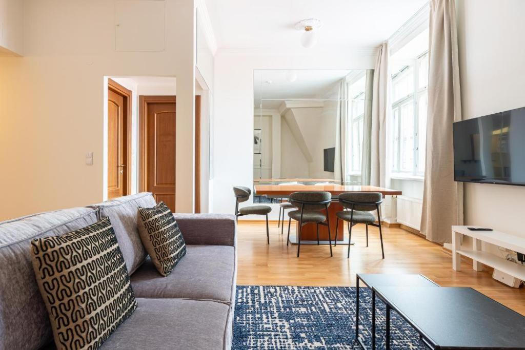Old Town Square Residence Талин Екстериор снимка